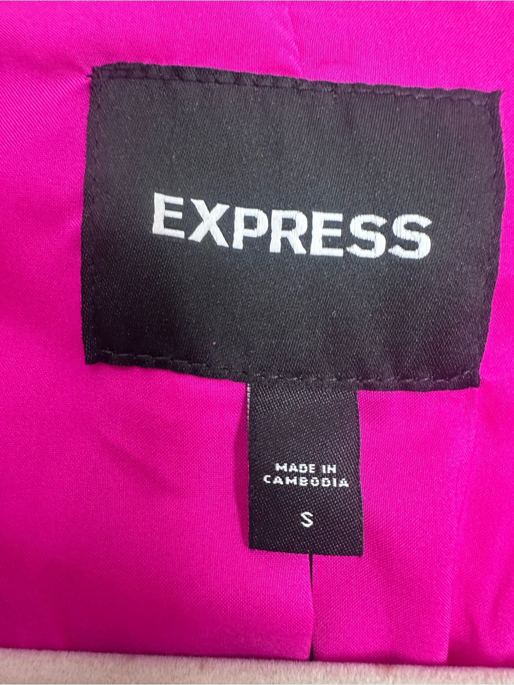 Express Fuchsia Long Coat perfect for new season. - Picture 4 of 9